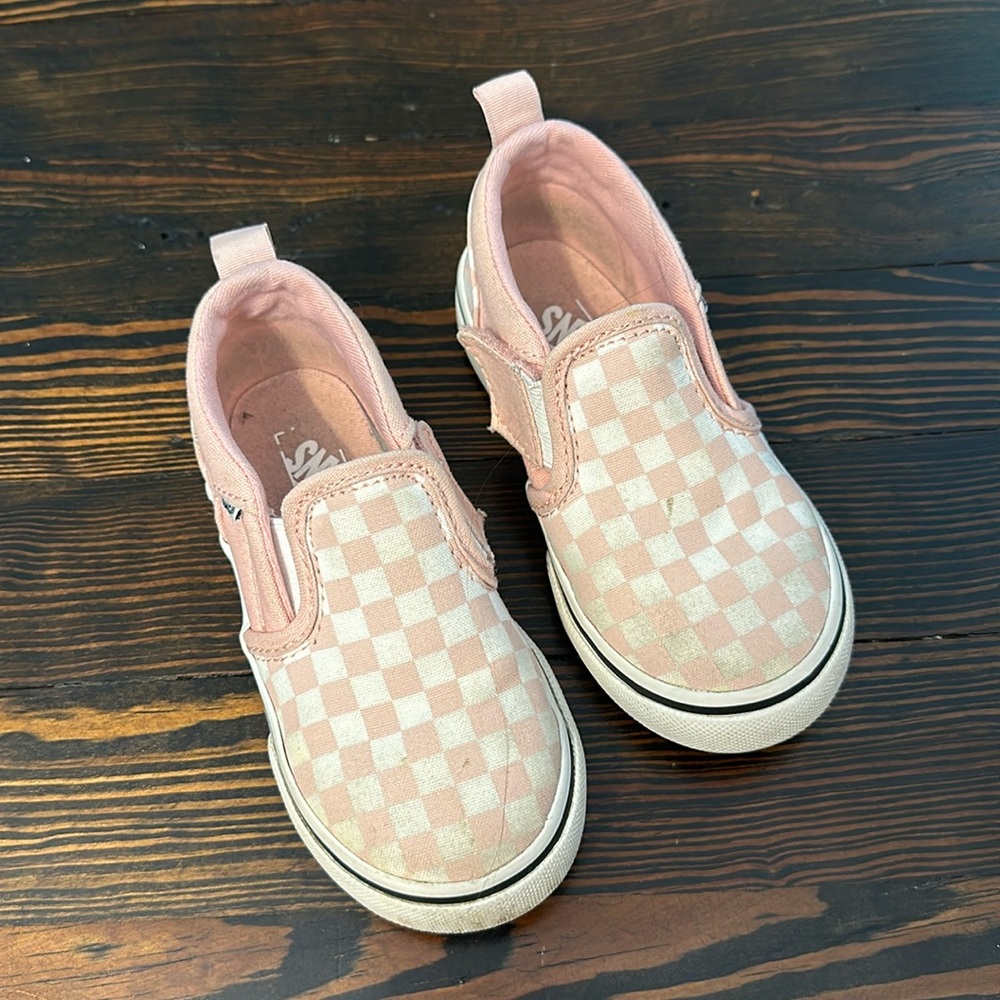 Pink Vans - slip on